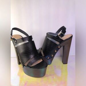 Shoe Dazzle Black Croc-Embossed Platform Heels size 7 NWOT
